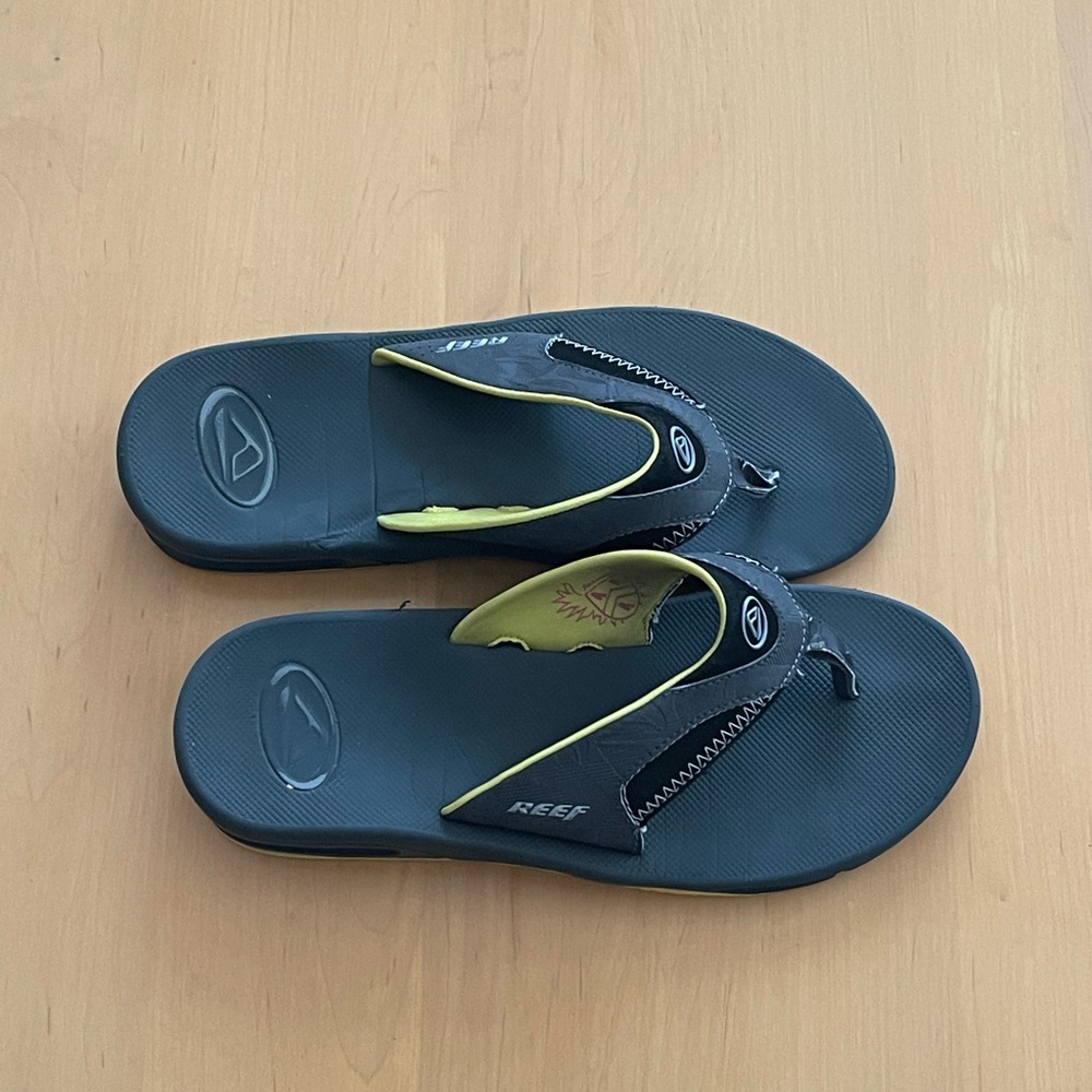 REEF SANDALS - Picture 2 of 4